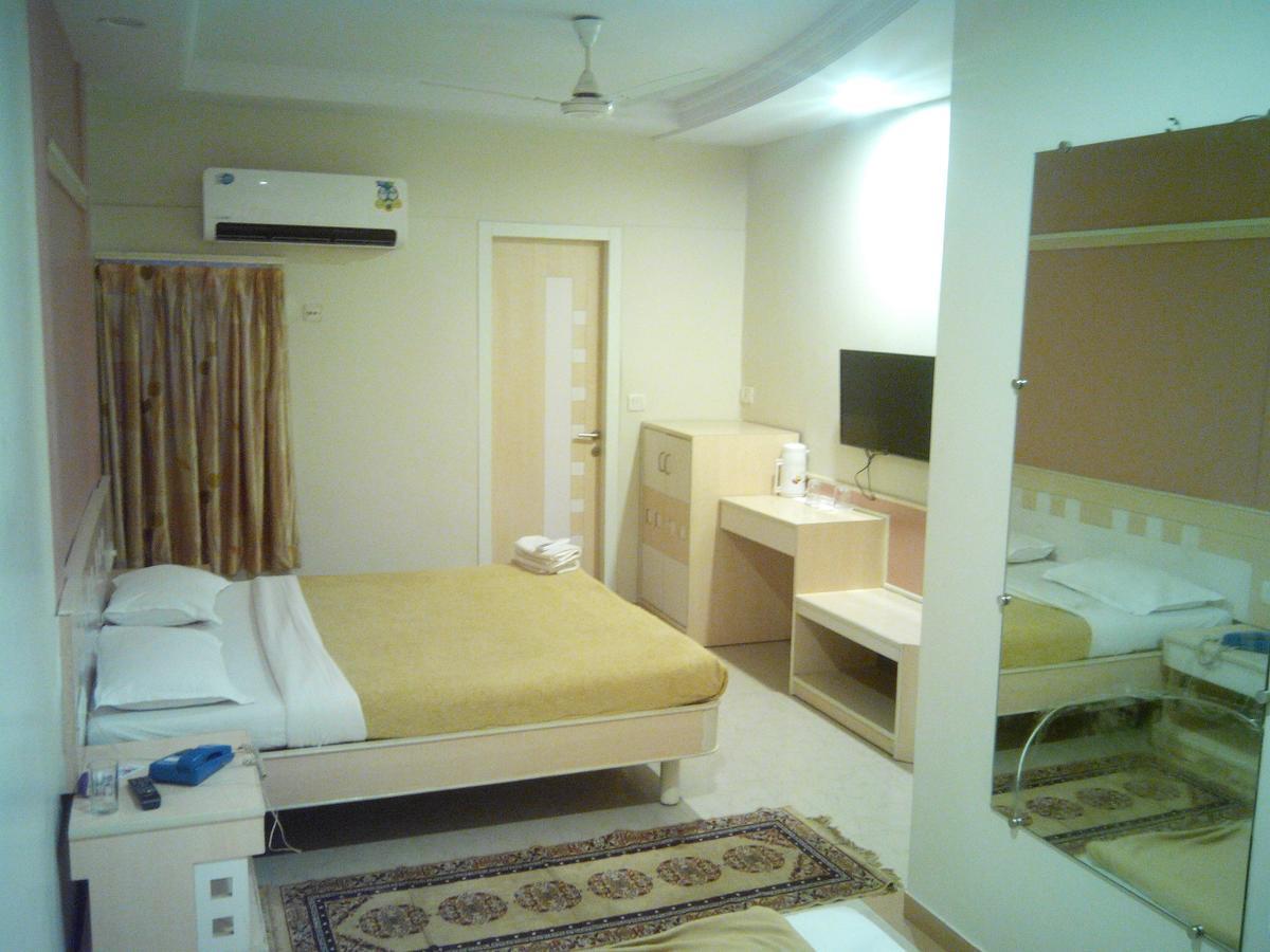Sandy Resort Daman Exteriör bild