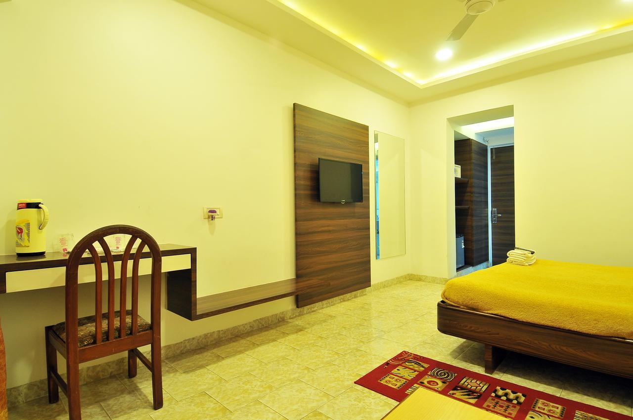 Sandy Resort Daman Exteriör bild